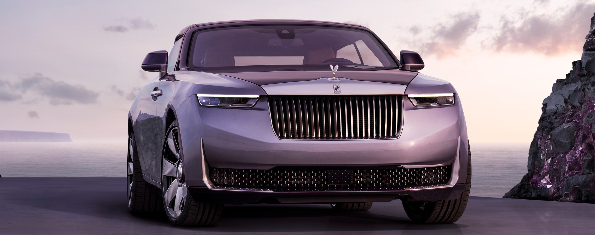 Rolls-Royce Droptail Coachbuild Roadster – Sự hiện hữu của nghệ thuật trong chuyển động